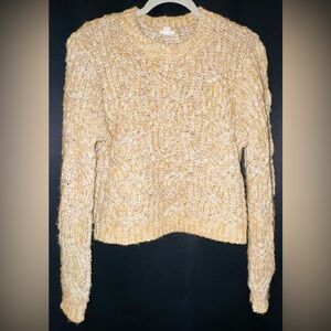 Garage Cable Knit Chunky Cropped Sweater in Beige/Cream size Medium